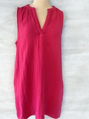 Time and Tru Bright Pink Sleeveless V-Neck dress